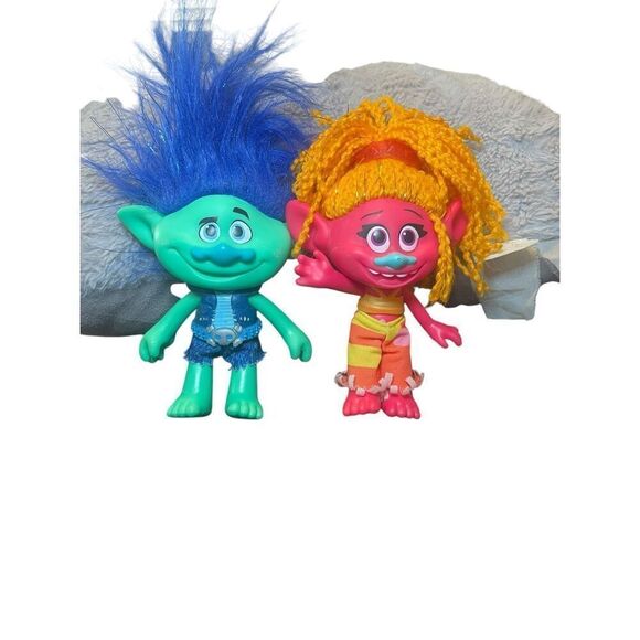 Dreamworks Trolls Branch and Poppy Dolls - Picture 3 of 9